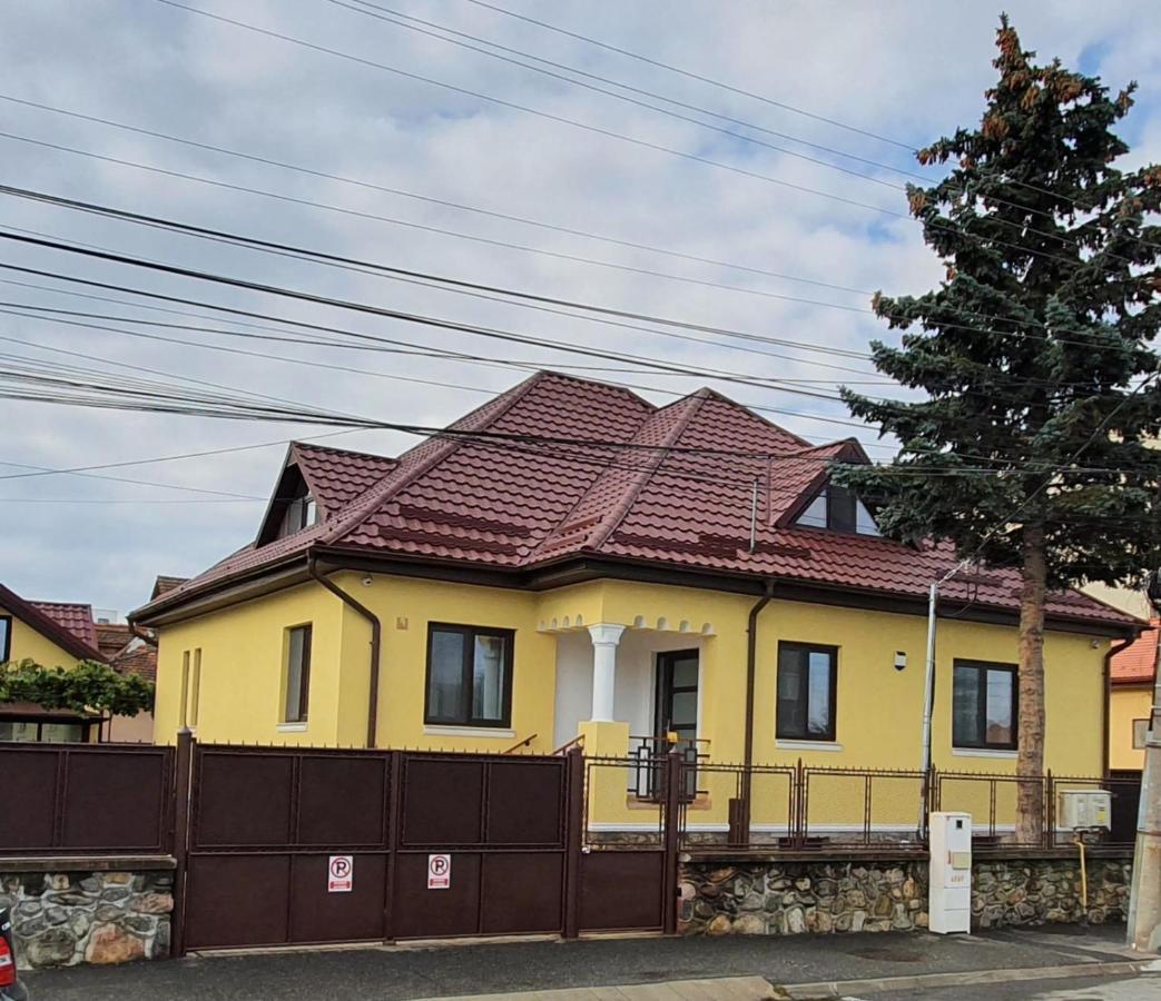 Yellow House シビウ エクステリア 写真